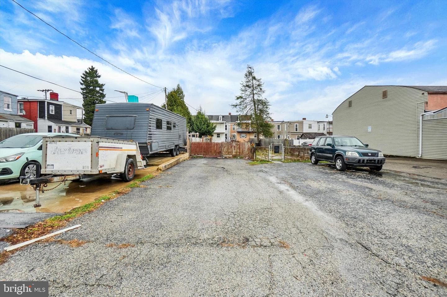 1147 E King Street photo 28
