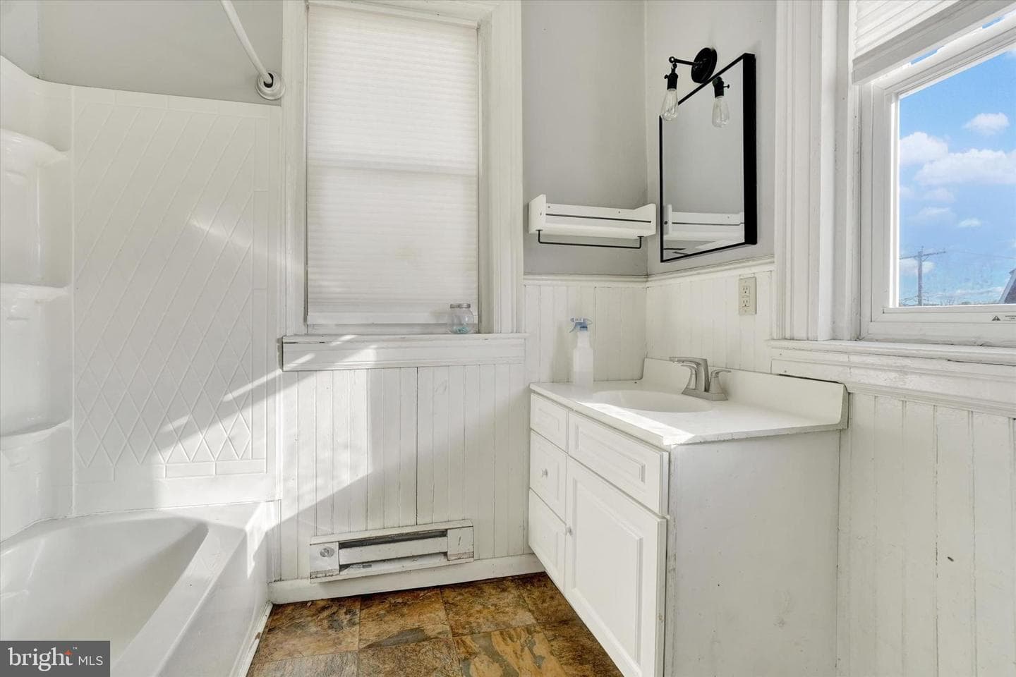 1323 N George Street photo 17