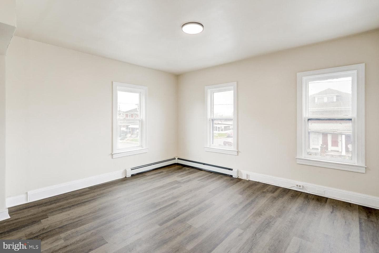 631 S Ogontz Street photo 15