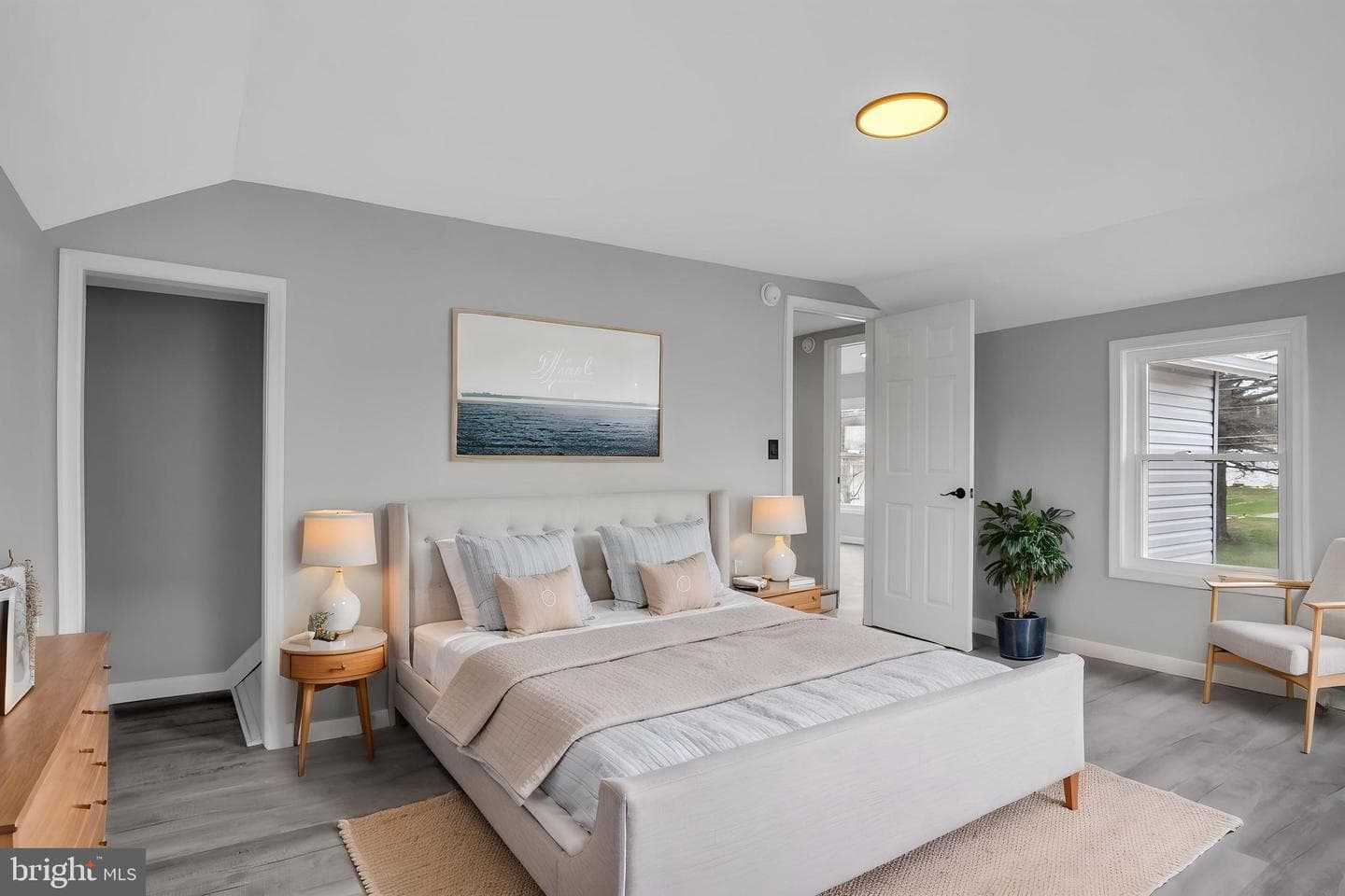 450 E Market photo 24