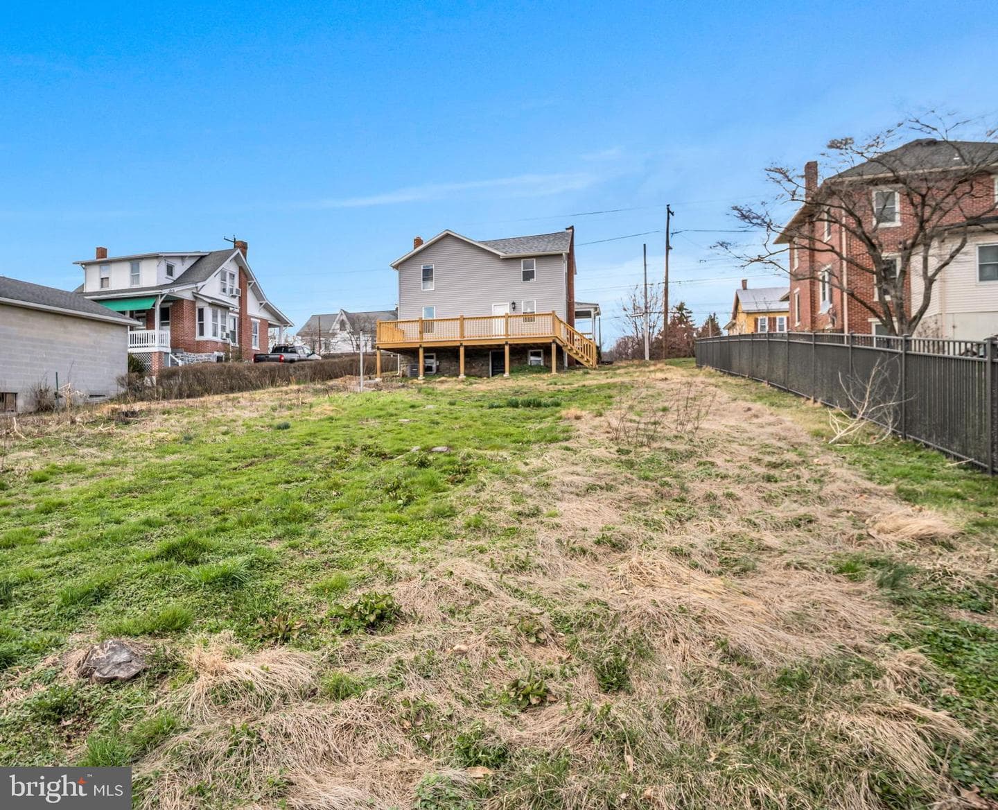 450 E Market photo 32