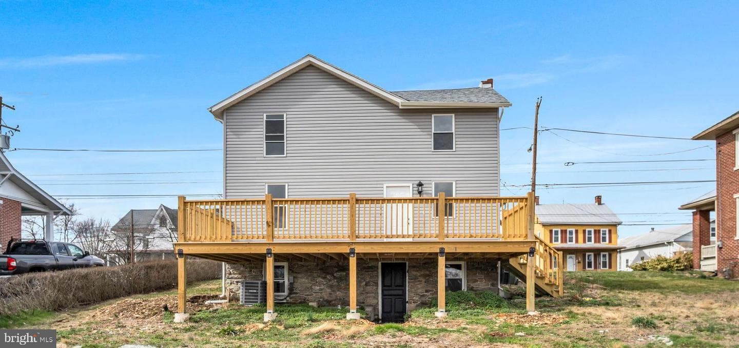 450 E Market photo 33