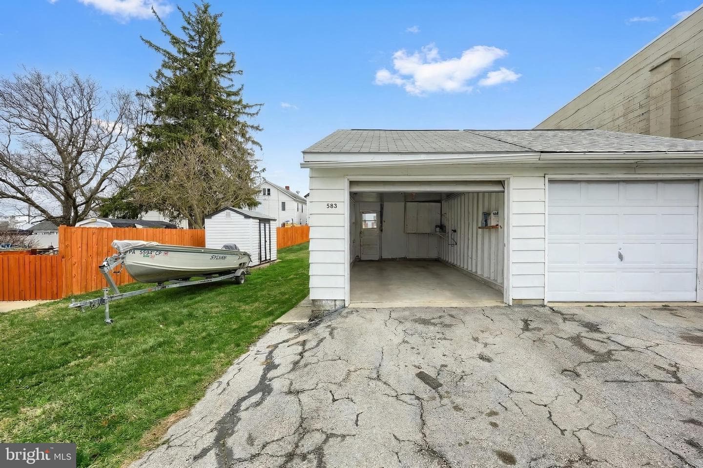 583 Mcallister Street photo 30