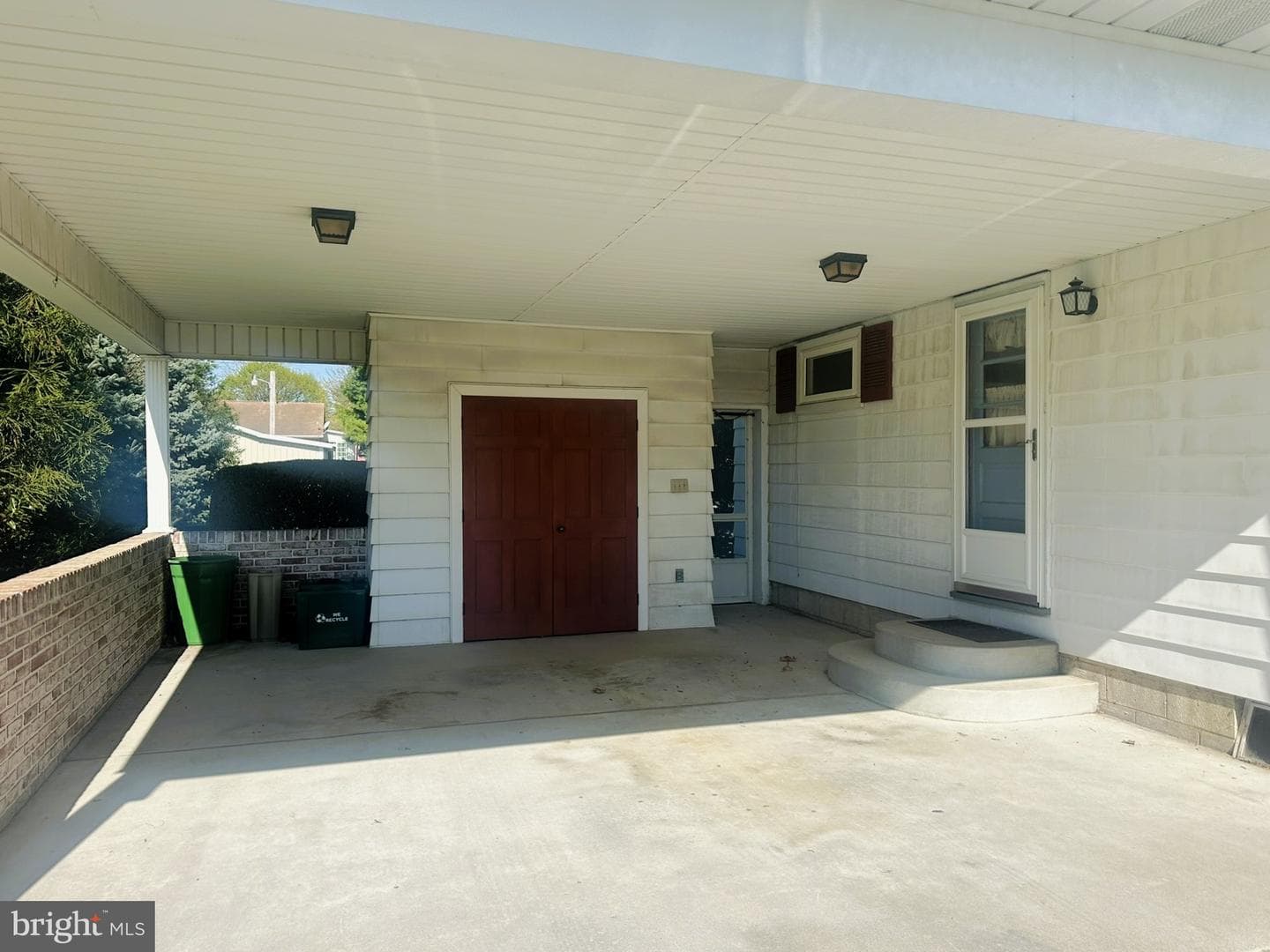 316 Moul Avenue photo 3