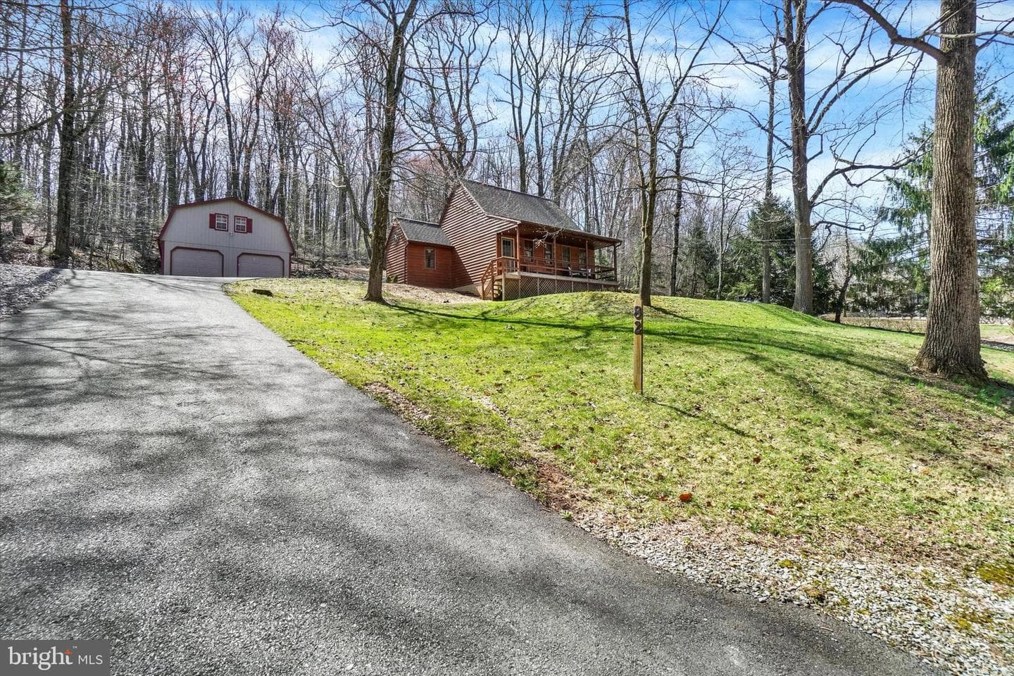82 Fox Creek Road photo 2