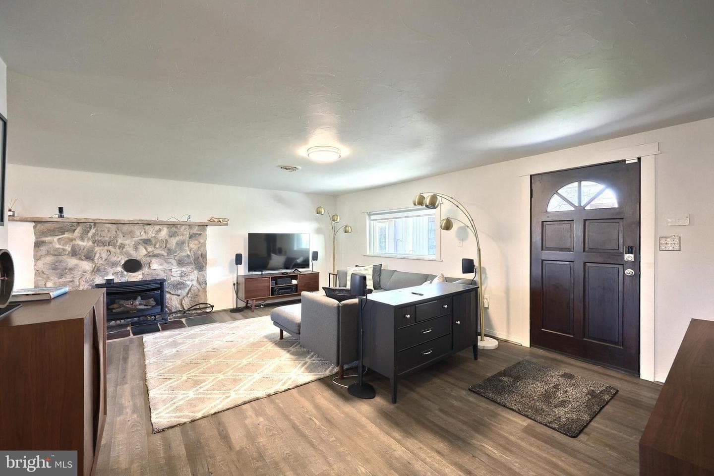 776 Church Road photo 6