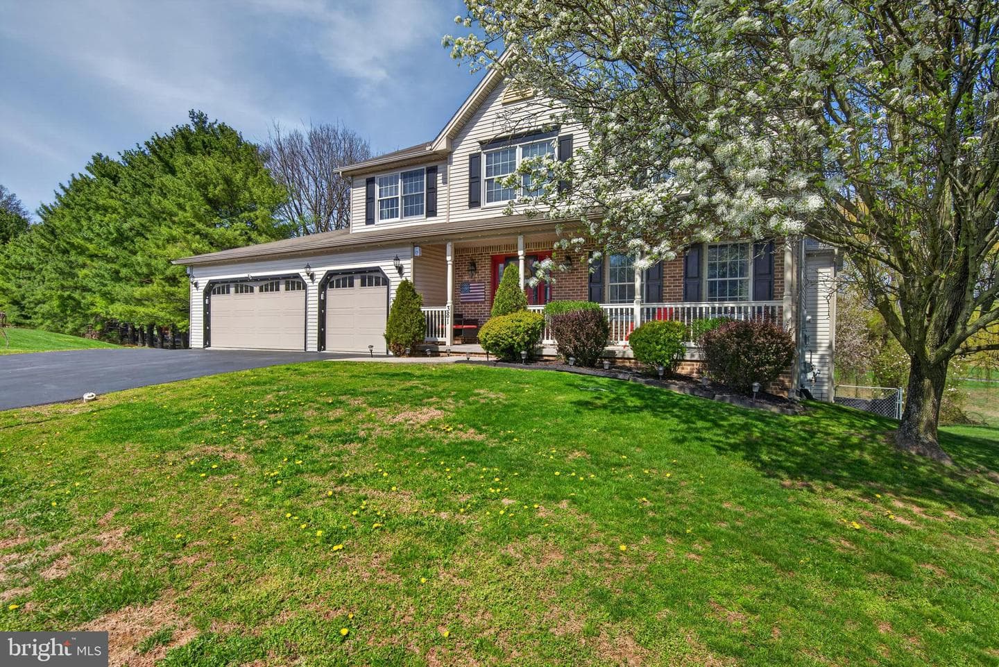 381 Benyou Lane photo 1