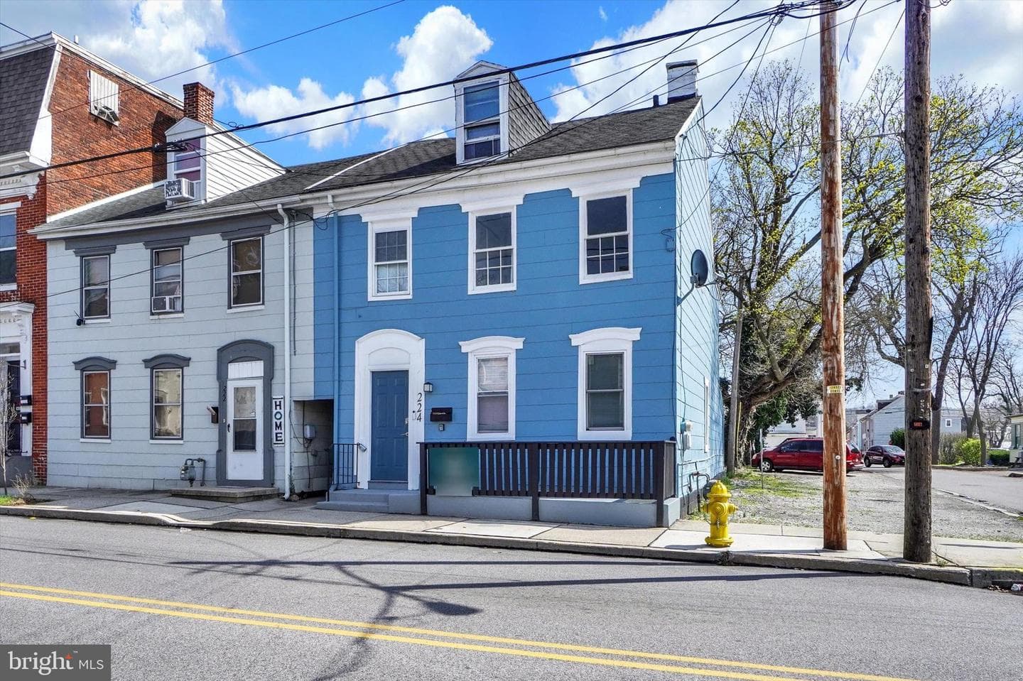 224 W College Avenue photo 20