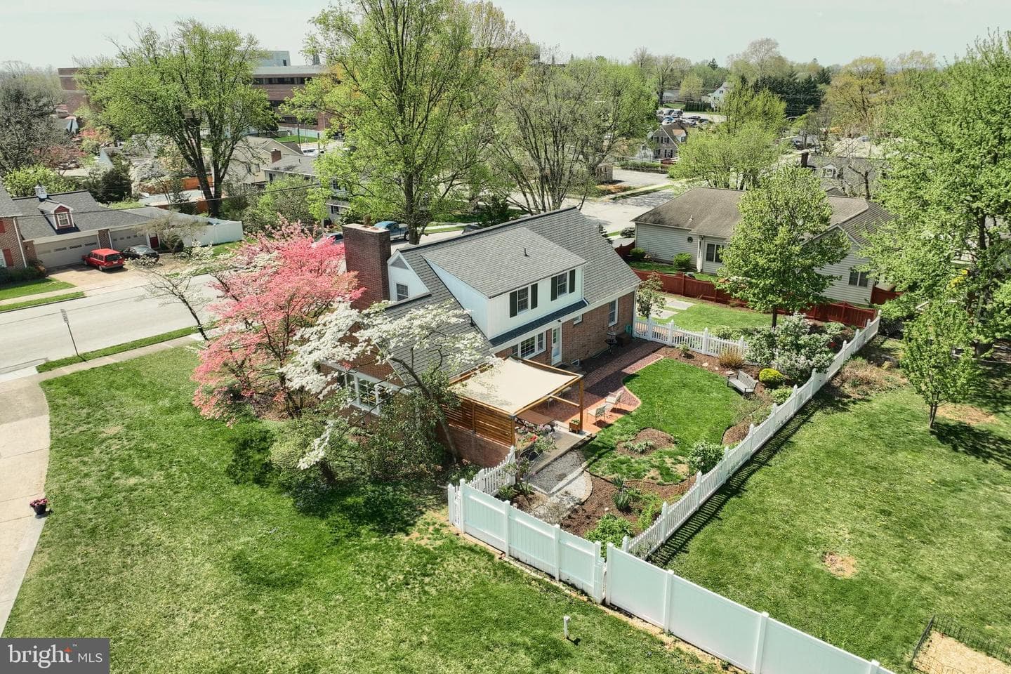 326 Allegheny Avenue photo 48