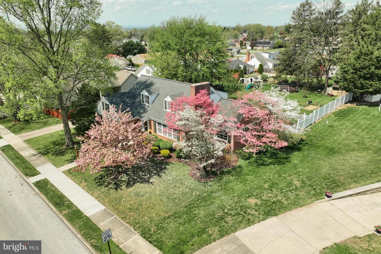 326 Allegheny Avenue photo 49