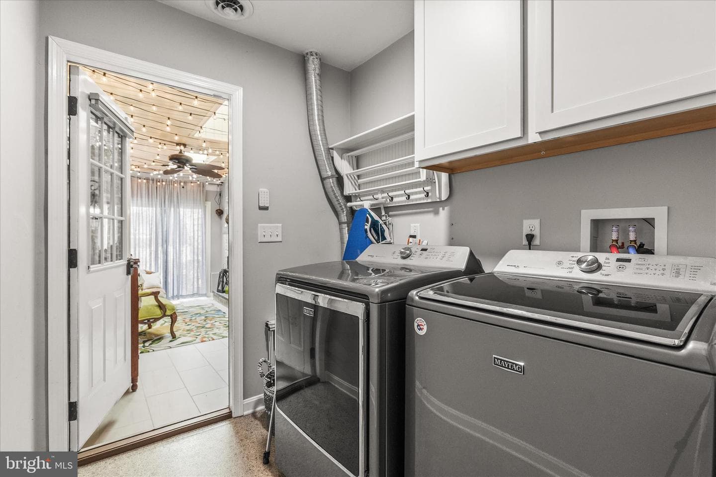 813 W Middle Street photo 19
