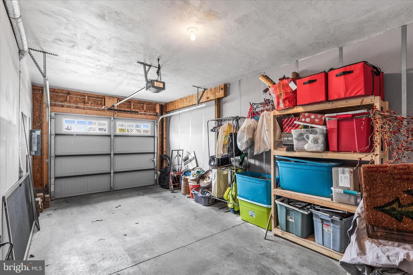 813 W Middle Street photo 24