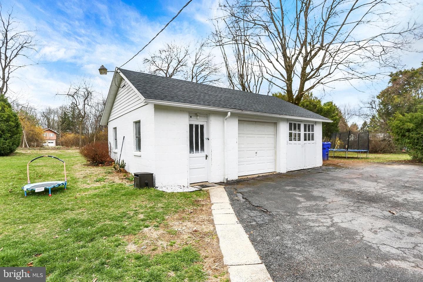 228 Old York Road photo 20