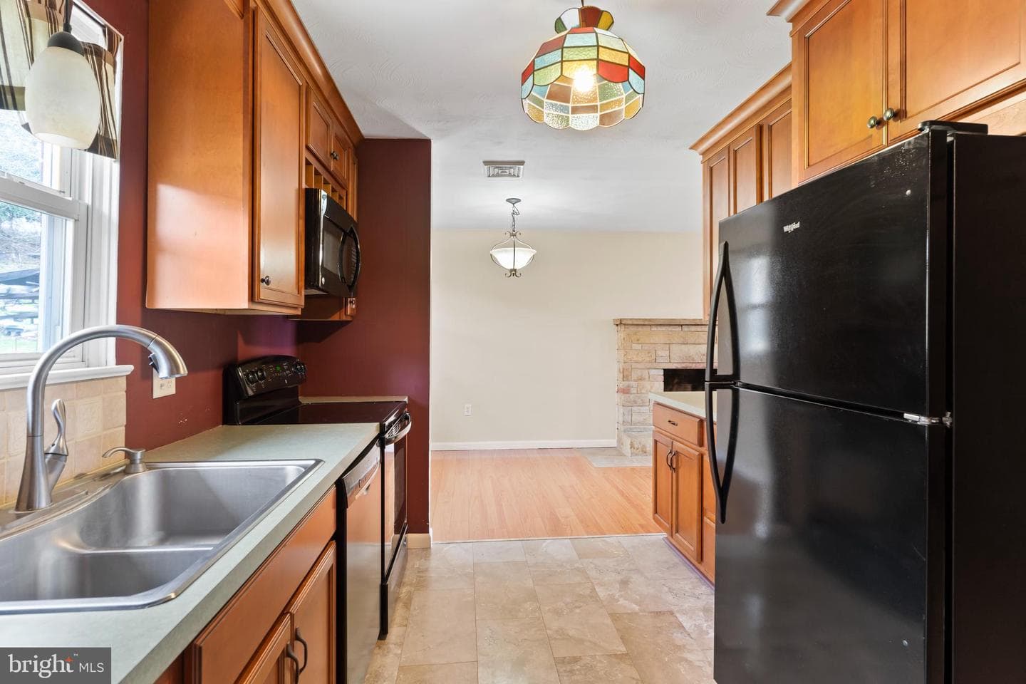 116 Pleasantview Terrace photo 4