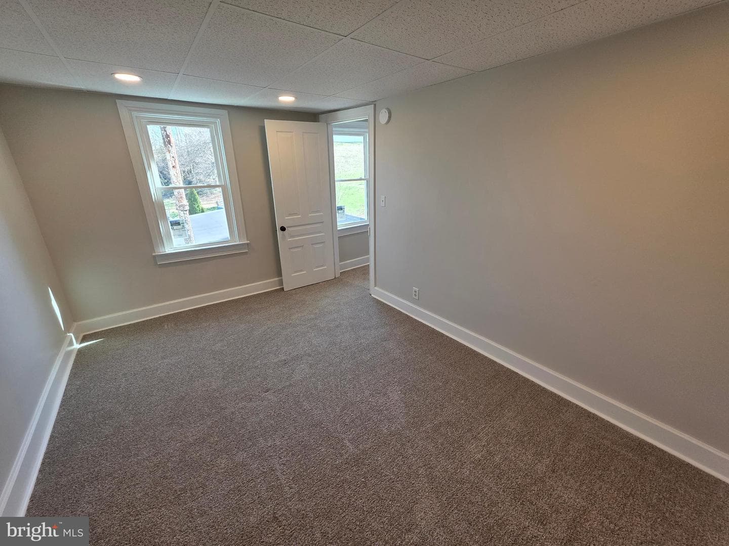 1306 W Poplar Street photo 41
