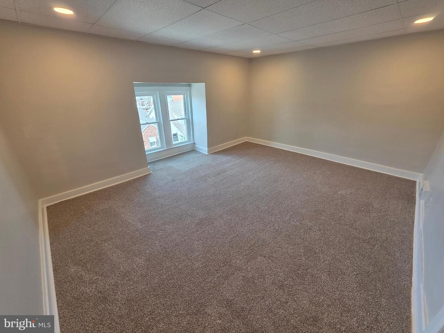 1306 W Poplar Street photo 42