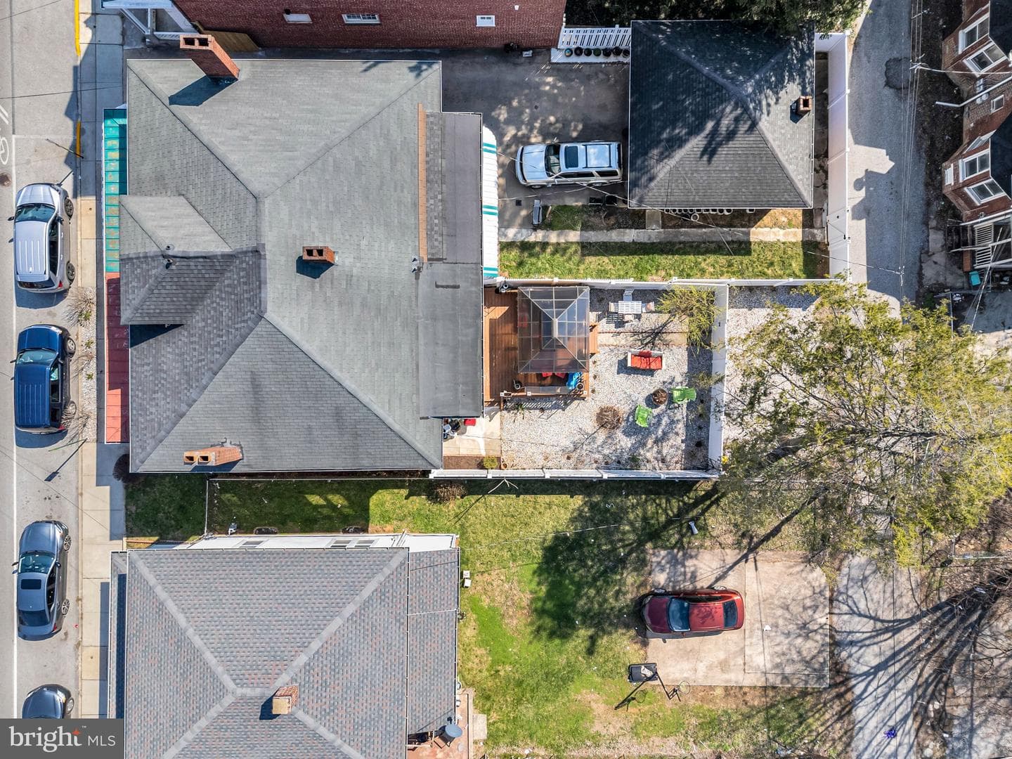 632 S Pershing Avenue photo 3