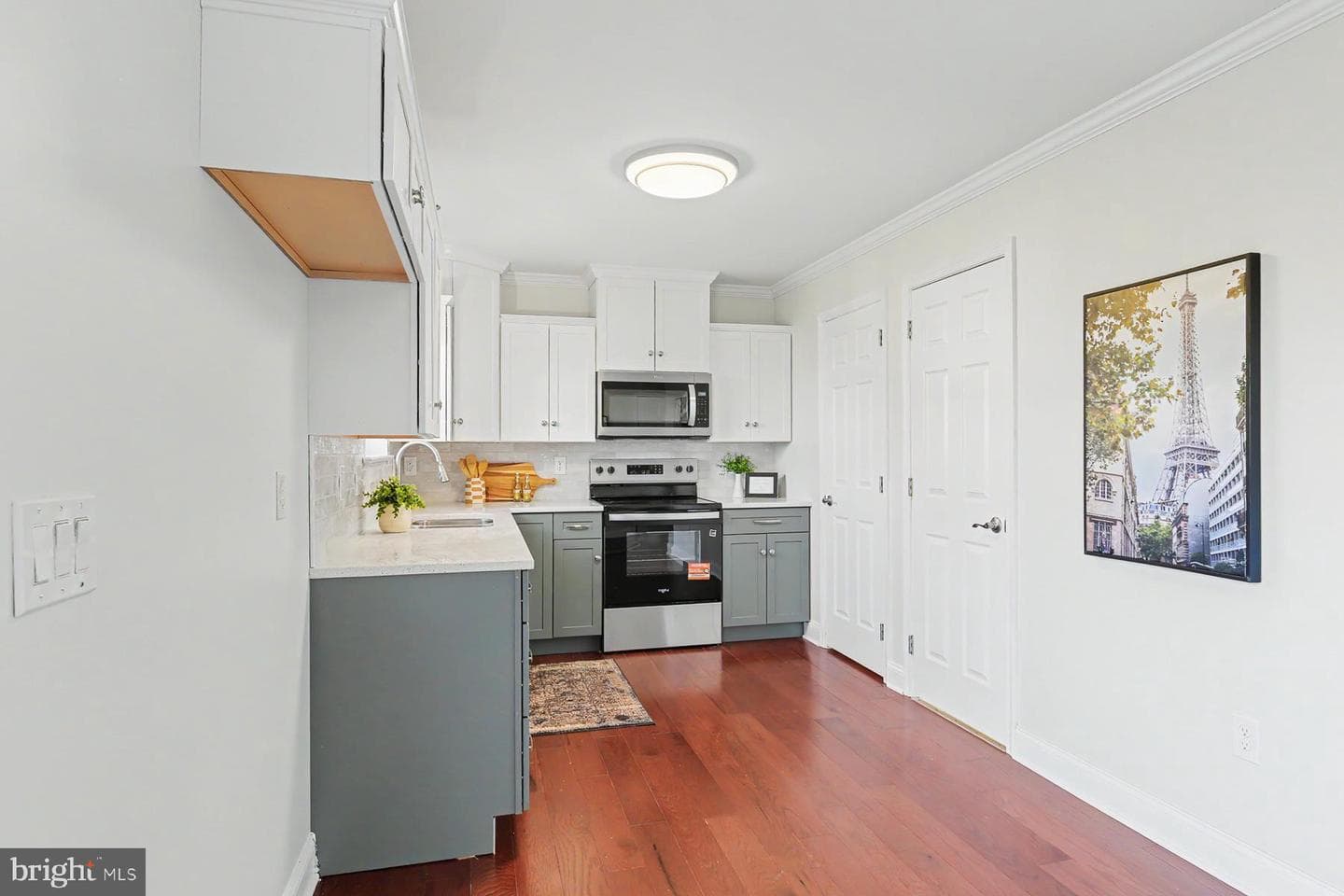 55 Burberry Lane photo 12