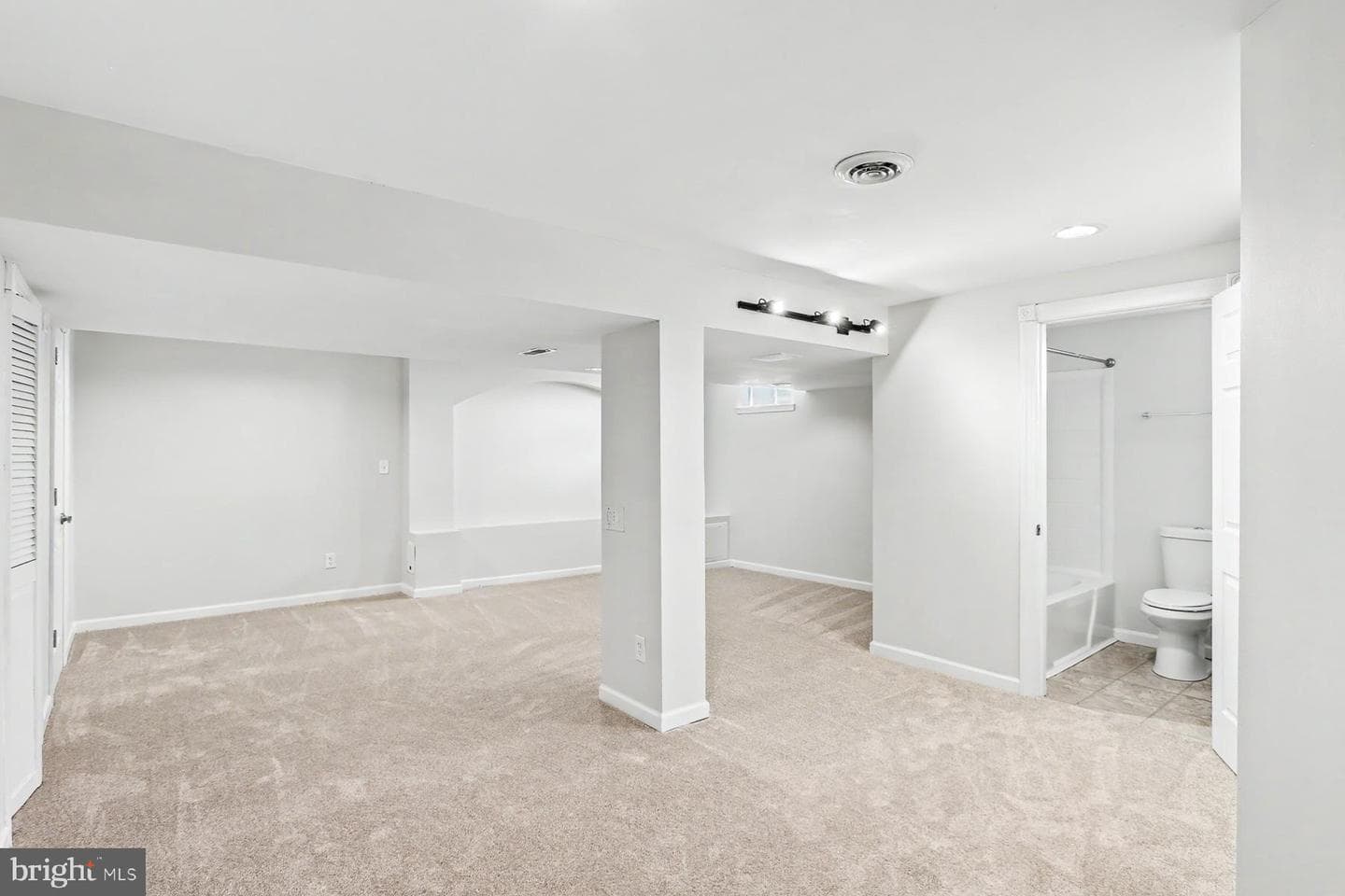 55 Burberry Lane photo 27