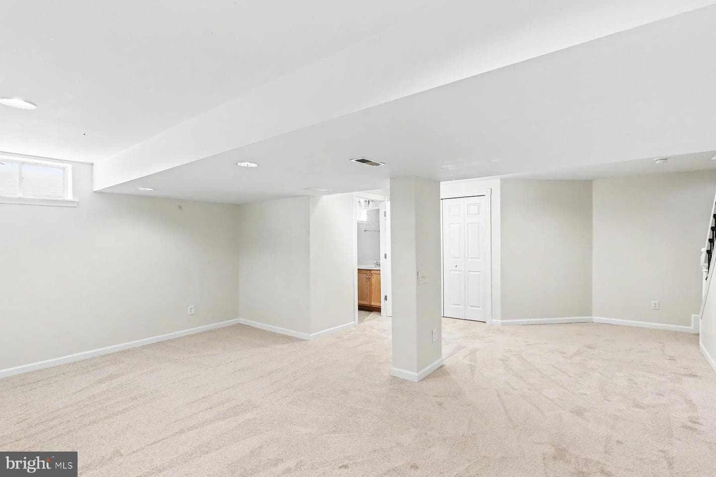 55 Burberry Lane photo 29