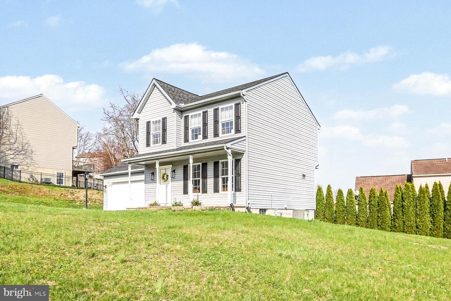 55 Burberry Lane photo 3