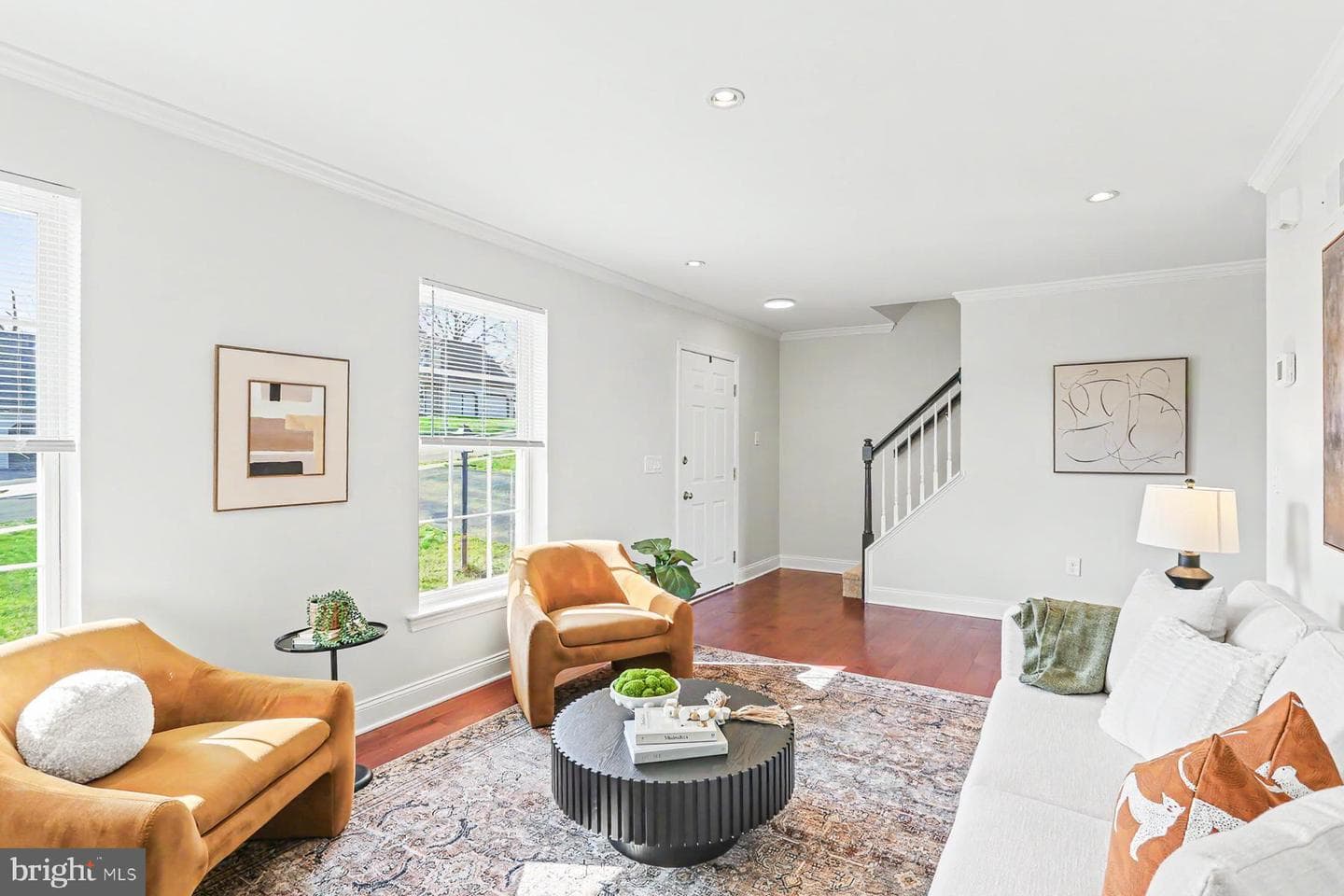 55 Burberry Lane photo 8