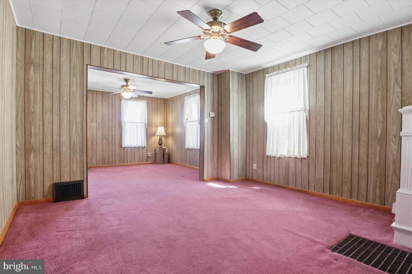 543 Baer Avenue photo 9