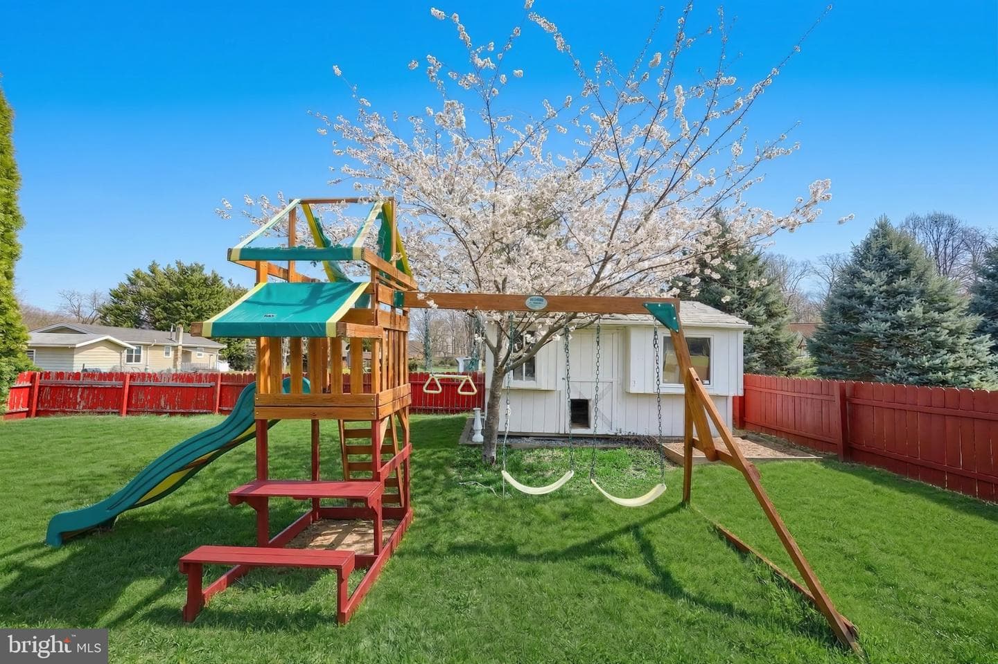 2208 Grandview Road photo 12
