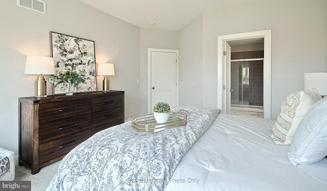116 Washington Crossing photo 17