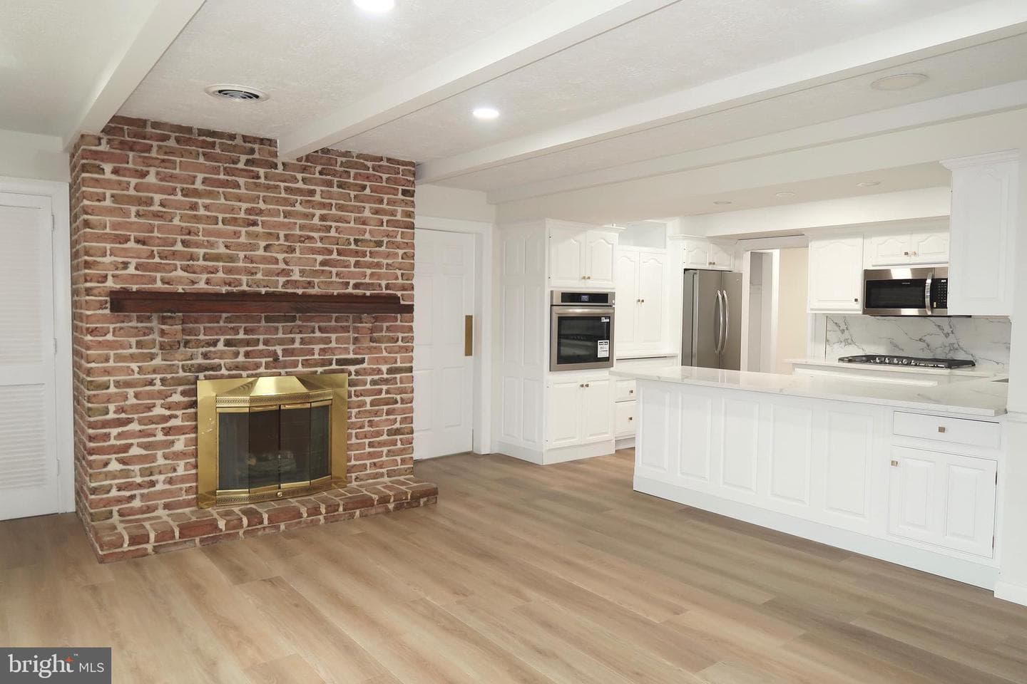 765 Witmer Road photo 19