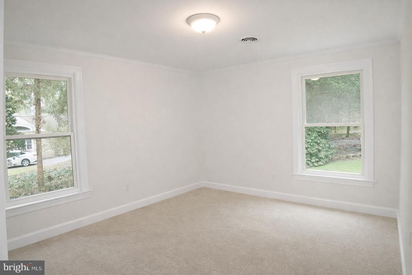 765 Witmer Road photo 41