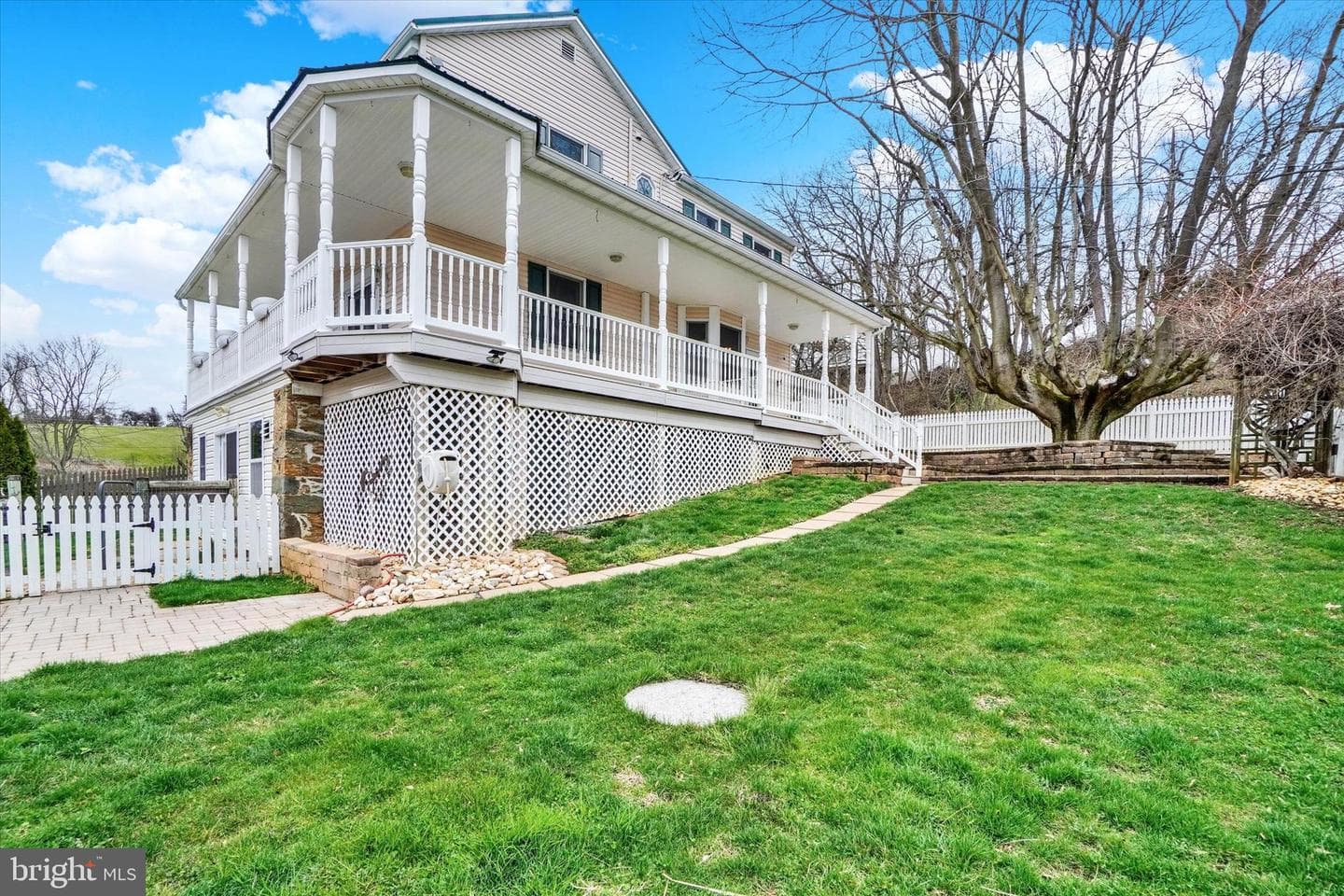 12982 Glen Valley Road photo 27