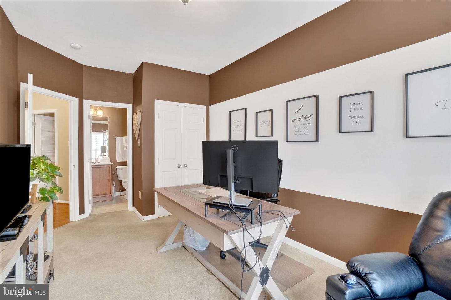 1015 Nugent Way photo 21