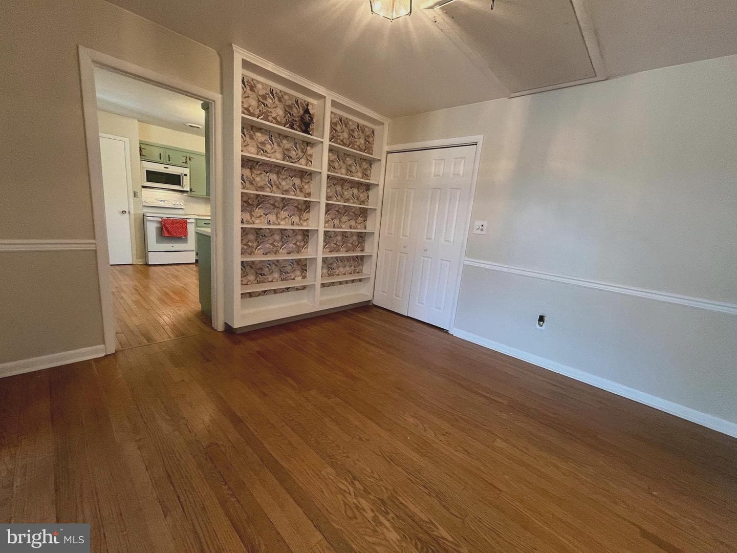 801 Mccosh Street photo 18