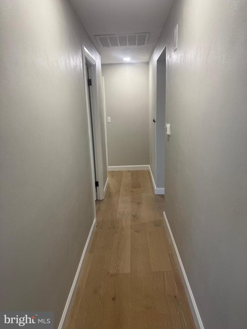 305 S Forney Avenue photo 13