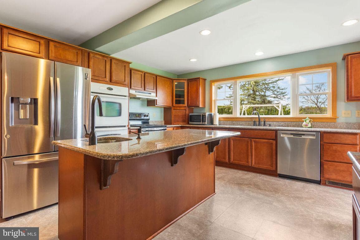 1241 Grandview Road photo 8
