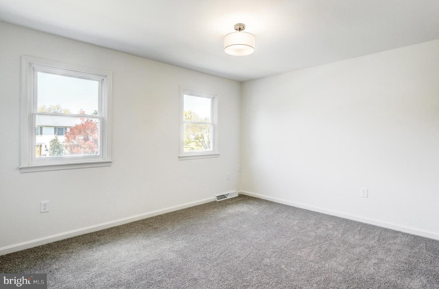 404 Clemens Drive photo 25