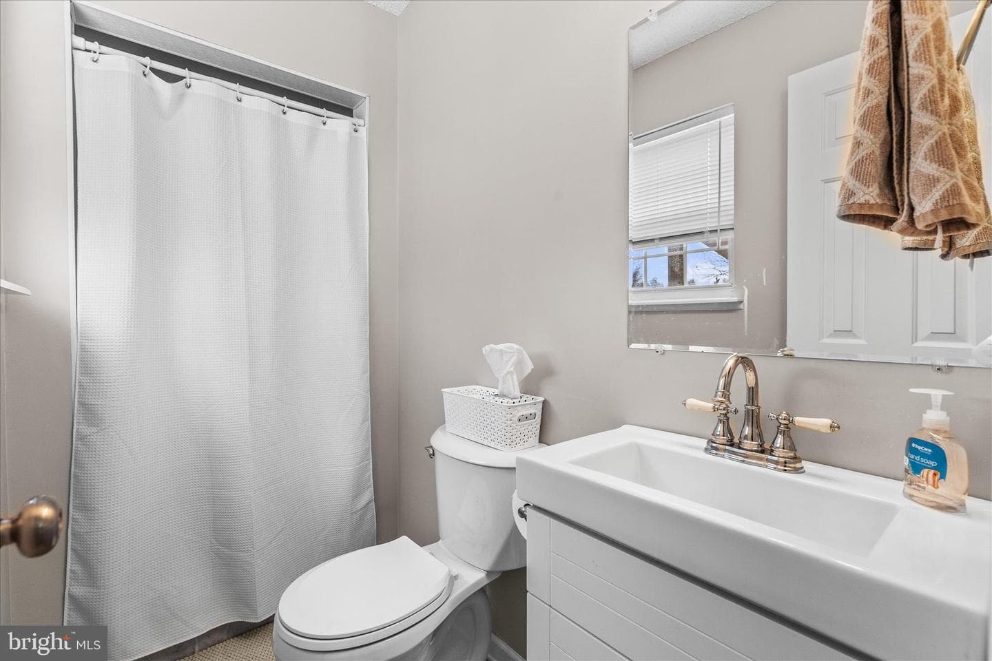 125 Winston Drive photo 26