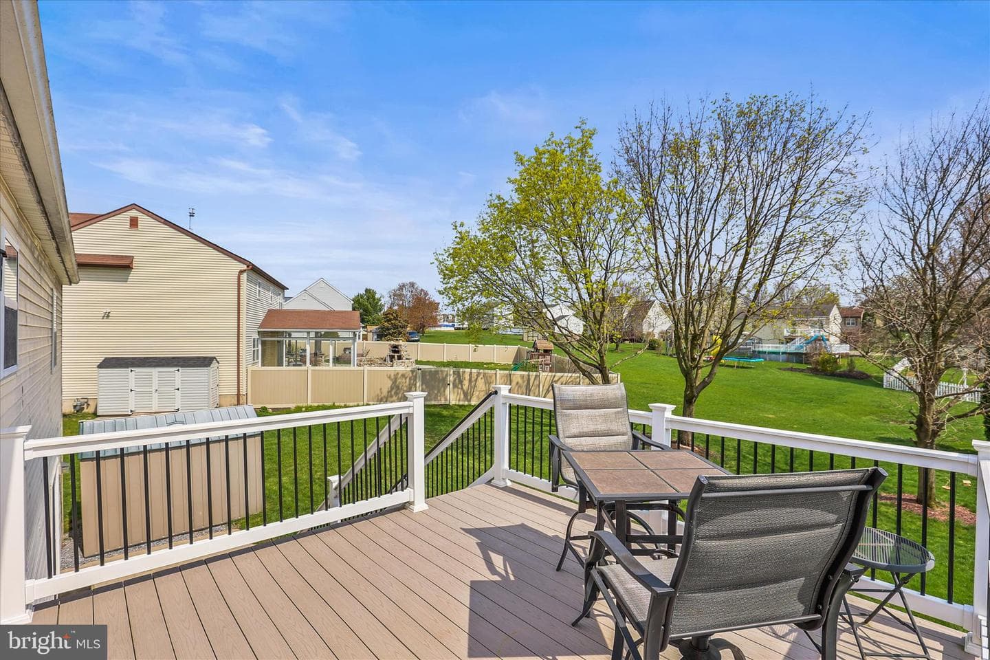 125 Winston Drive photo 30