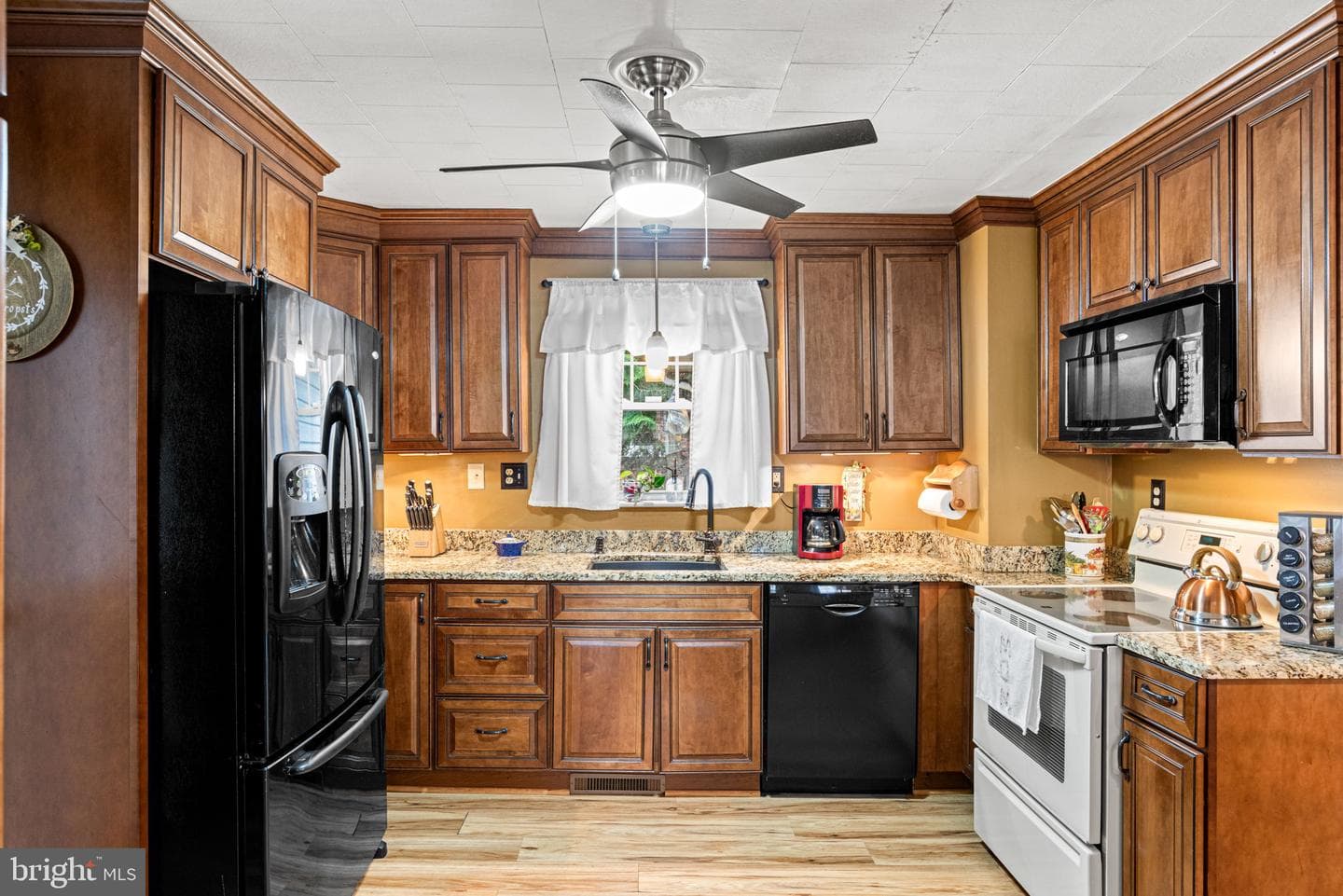 1 Terrace Heights photo 14