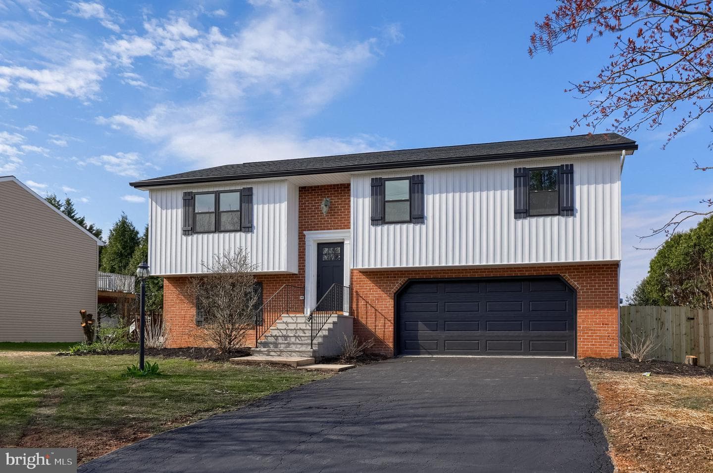 310 Kendale Road photo 39