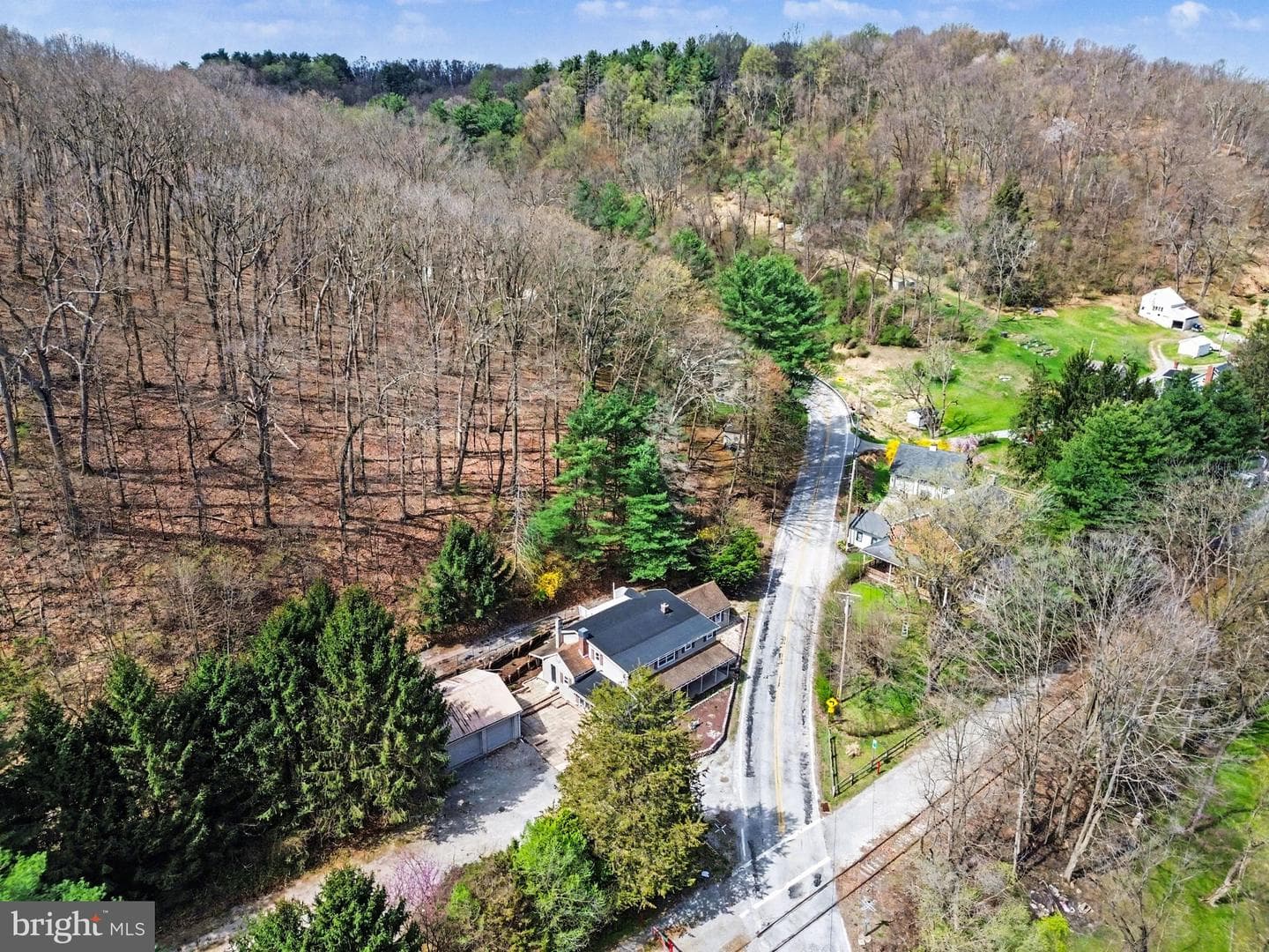 6381 Glatfelters Station Road photo 47