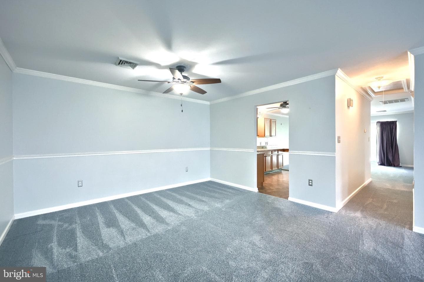 7170 Seneca Ridge Drive photo 11