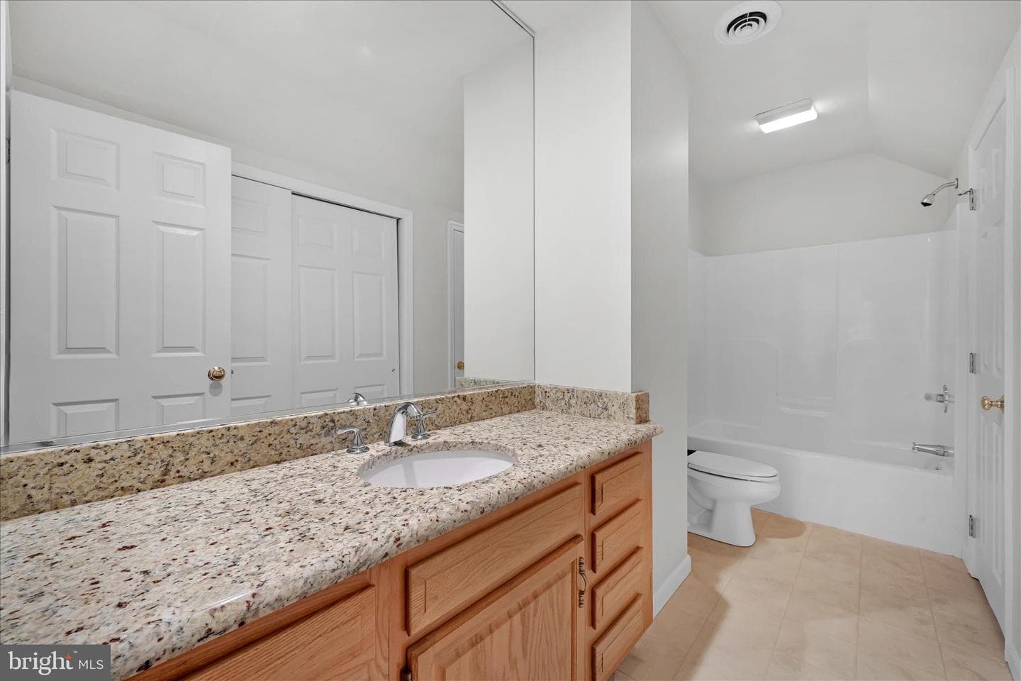 2110 Bayberry Lane #2110 photo 20