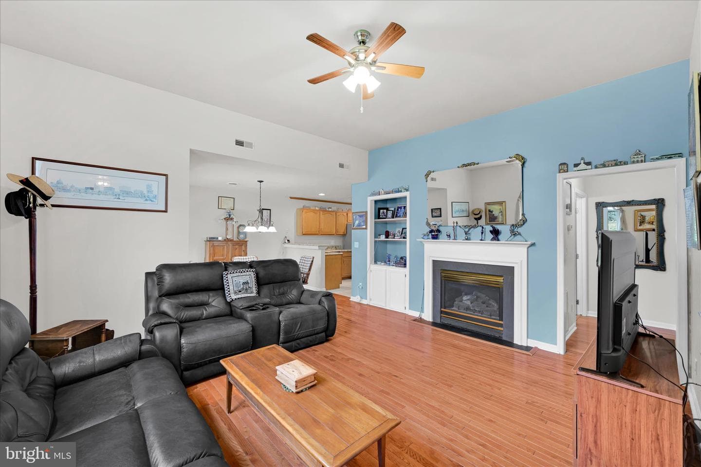 2110 Bayberry Lane #2110 photo 6