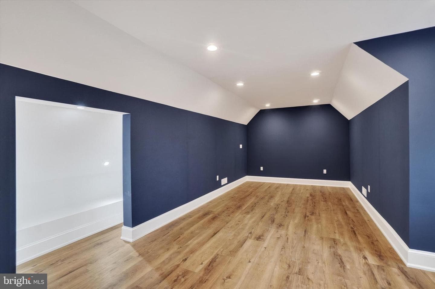 1029 Smallbrook Lane photo 38