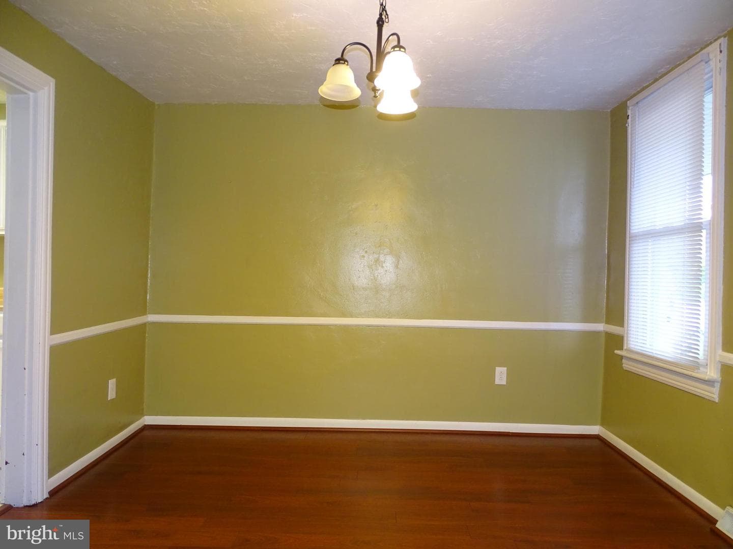3266 Broad Street photo 10