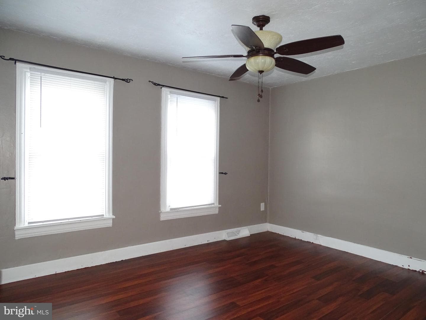 3266 Broad Street photo 15