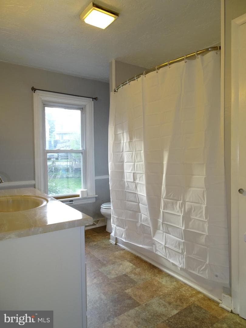 3266 Broad Street photo 22