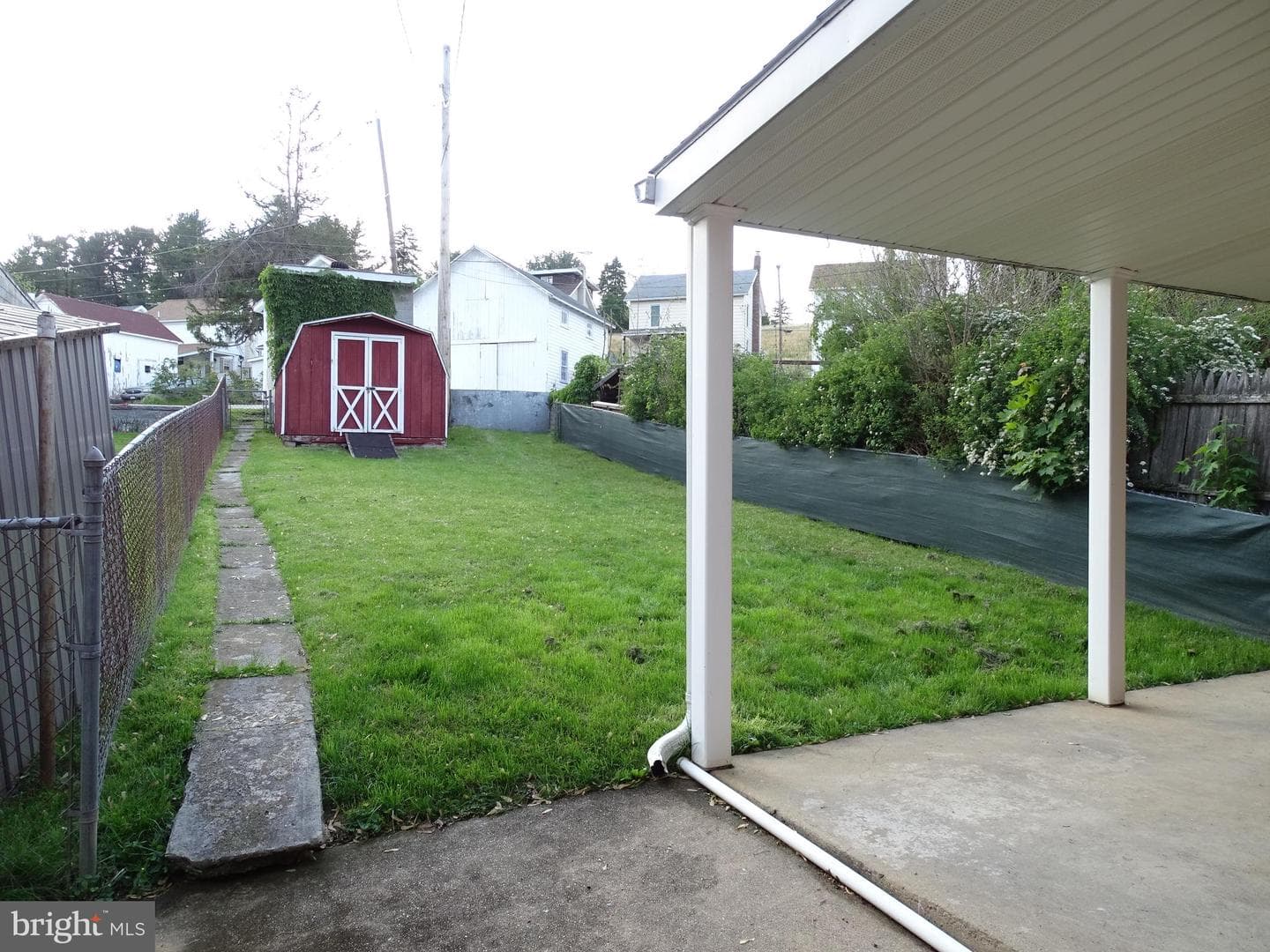 3266 Broad Street photo 3
